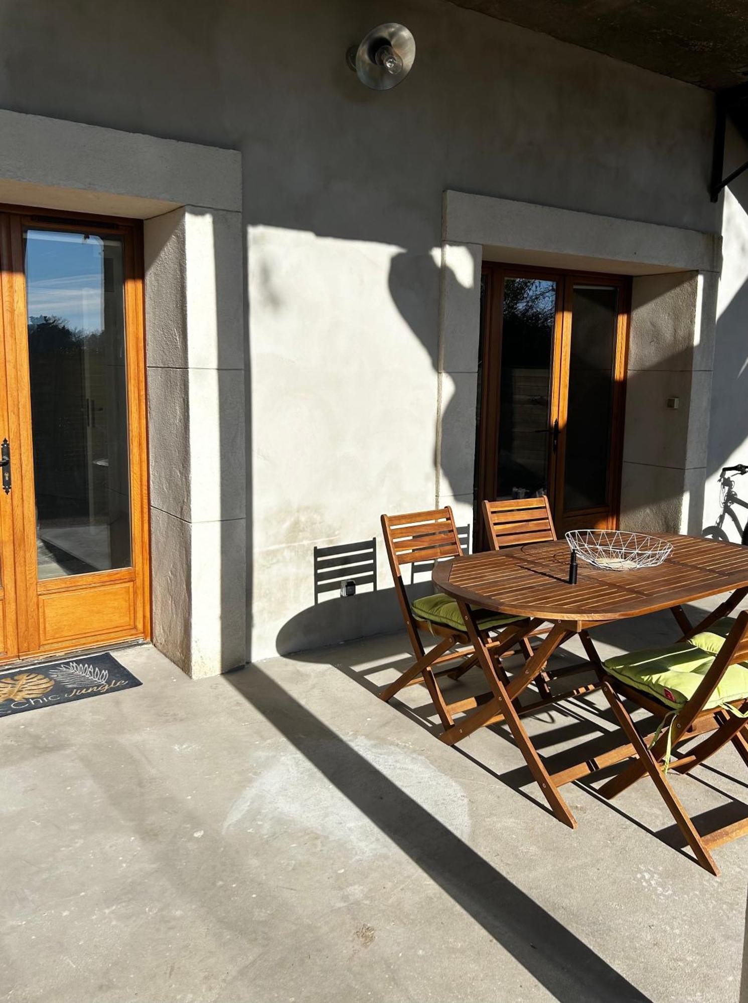 Superbe Appartement Dans Un Mas Nîmes Eksteriør bilde