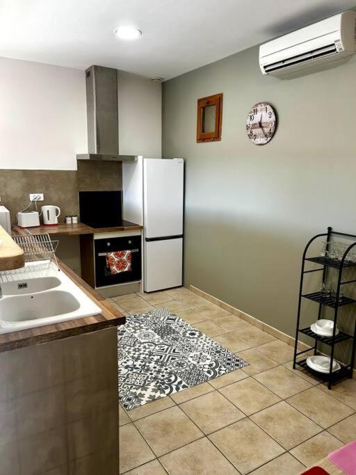 Superbe Appartement Dans Un Mas Nîmes Eksteriør bilde